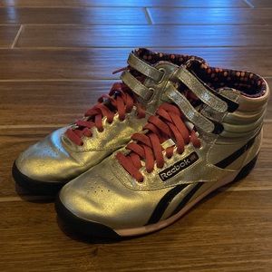 Reebok high top vintage sneakers